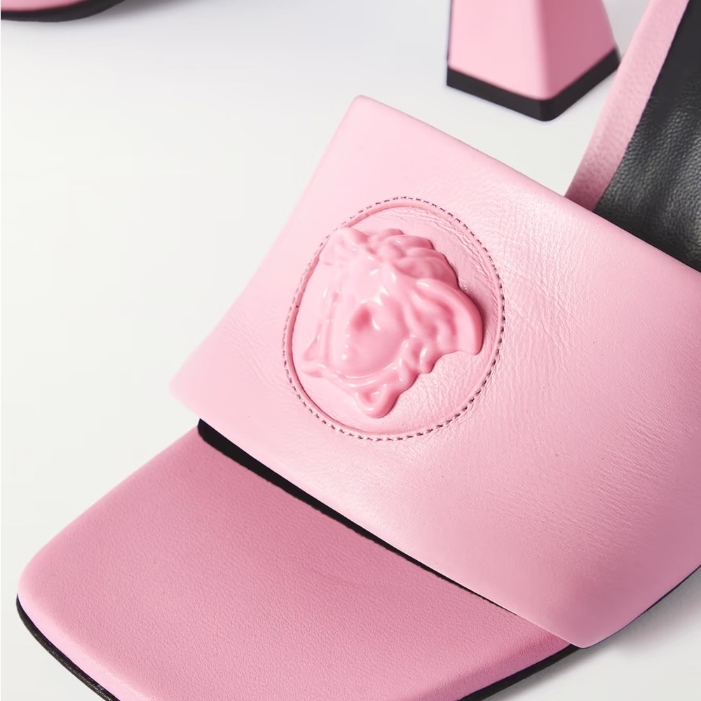 Versace Nappa Mule in Baby Pink - Picture 2 of 10